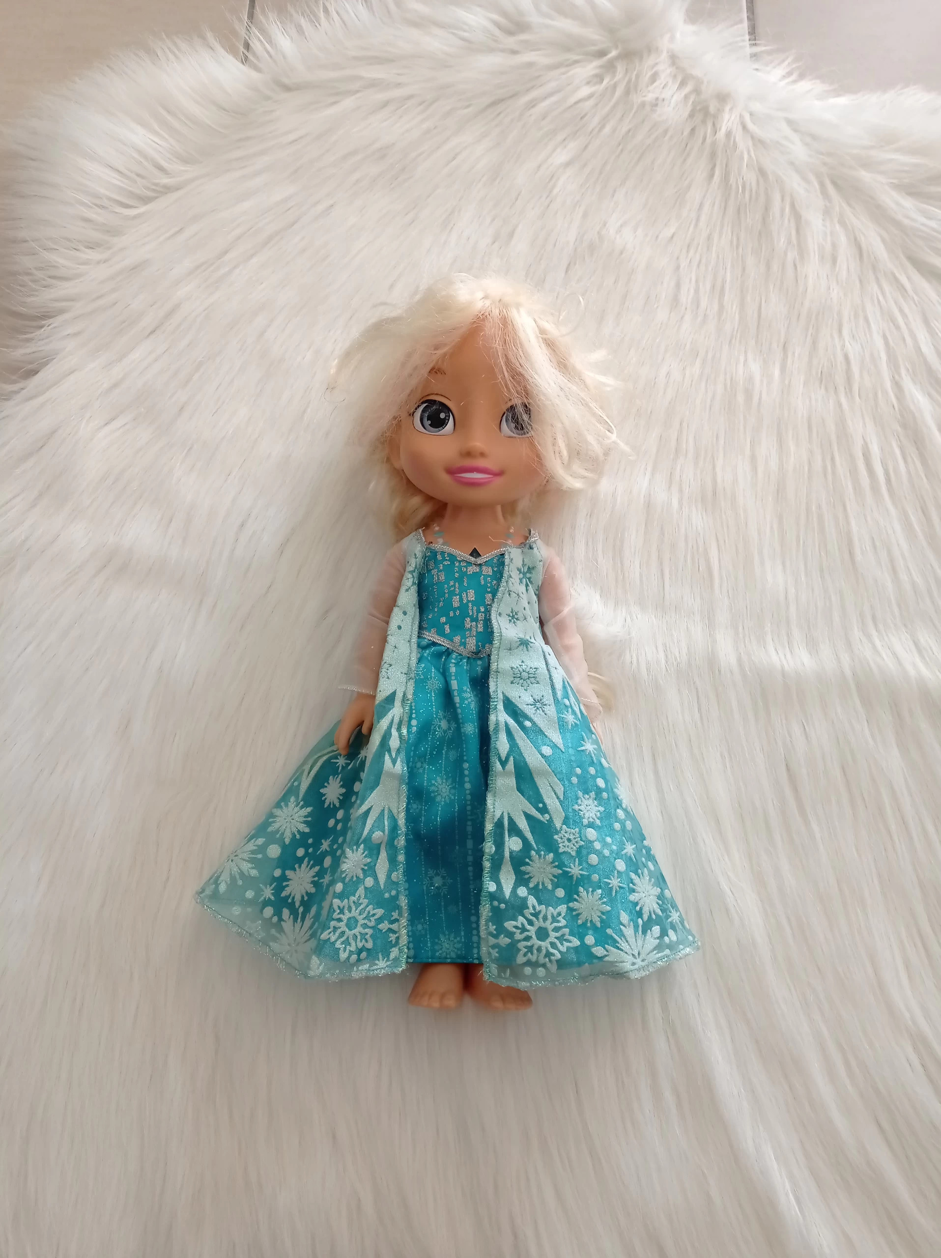 Poupée Elsa en robe de soirée - Style Series La Reine des Neiges 2