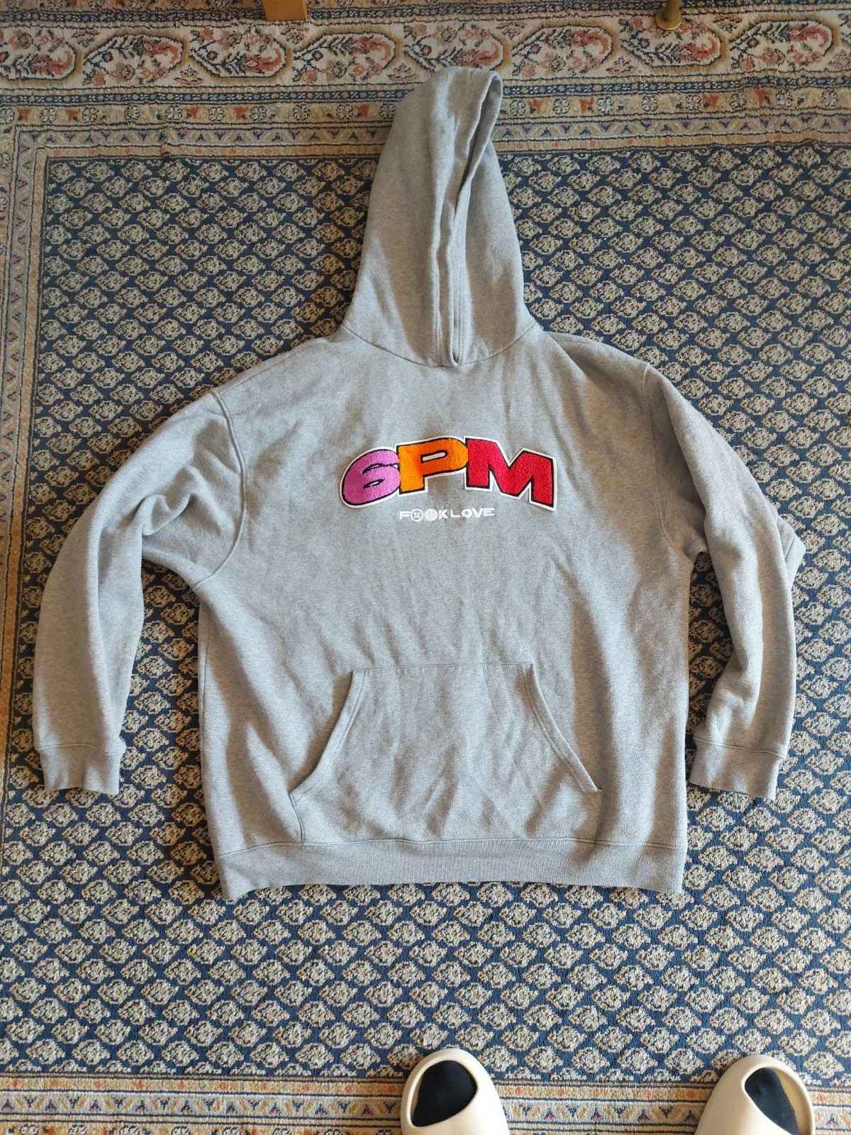 6PM Fuck Love Hoodie Grau Vinted