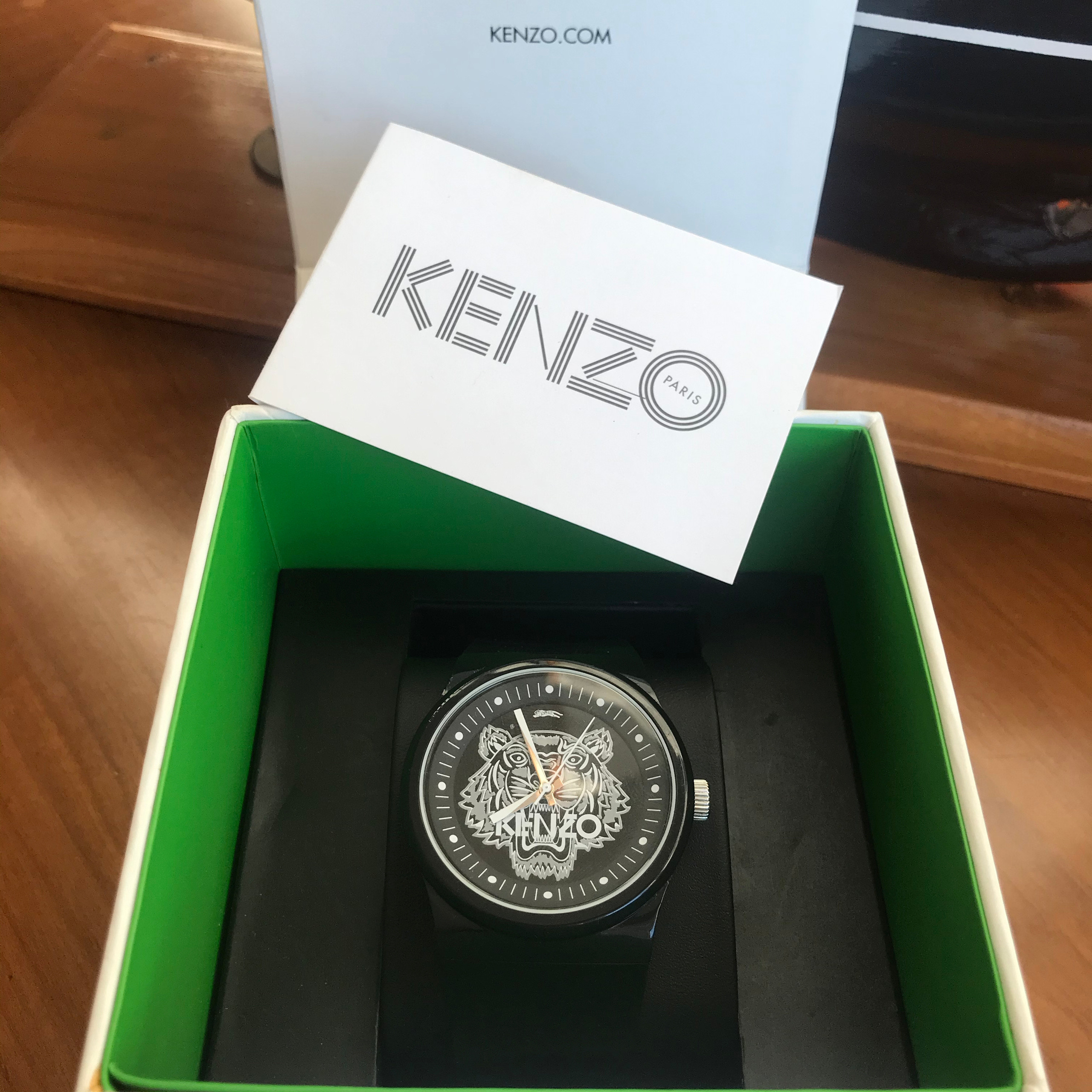 Montre cheap kenzo tigre