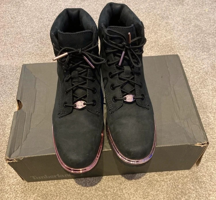 Timberland black 2024 rose gold