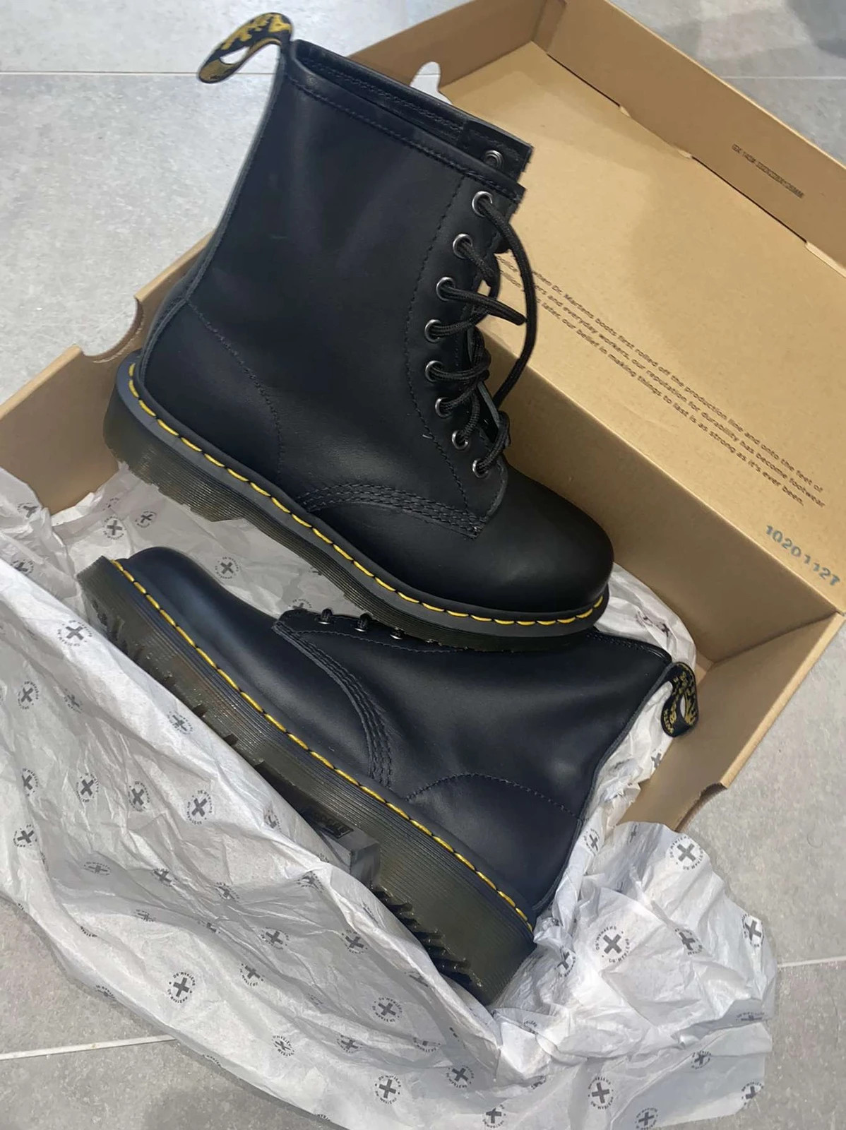 Ladies doc martens size 5 discount