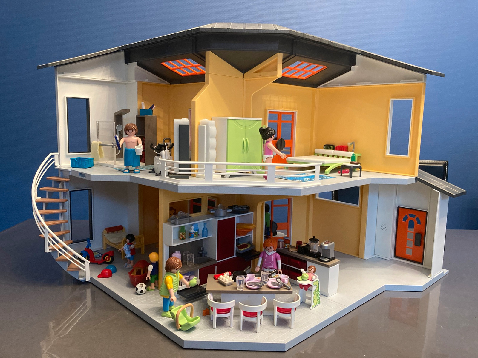 Playmobil City Life - Set: Maison Moderne (9266) + Chambre avec Espace  Maquillage (9271)
