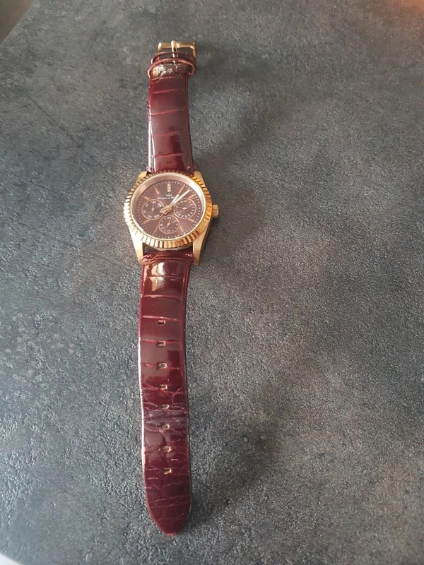 Montre Yonger et Bresson 34 mm cuir bordeaux dor rose pile a changer