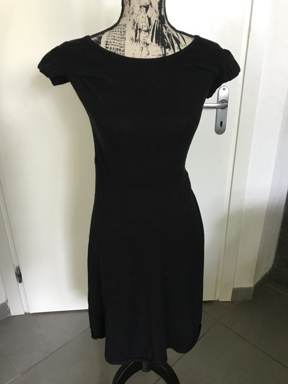 robe noire jupe trapeze - Jacqueline Riu - T.S | Vinted