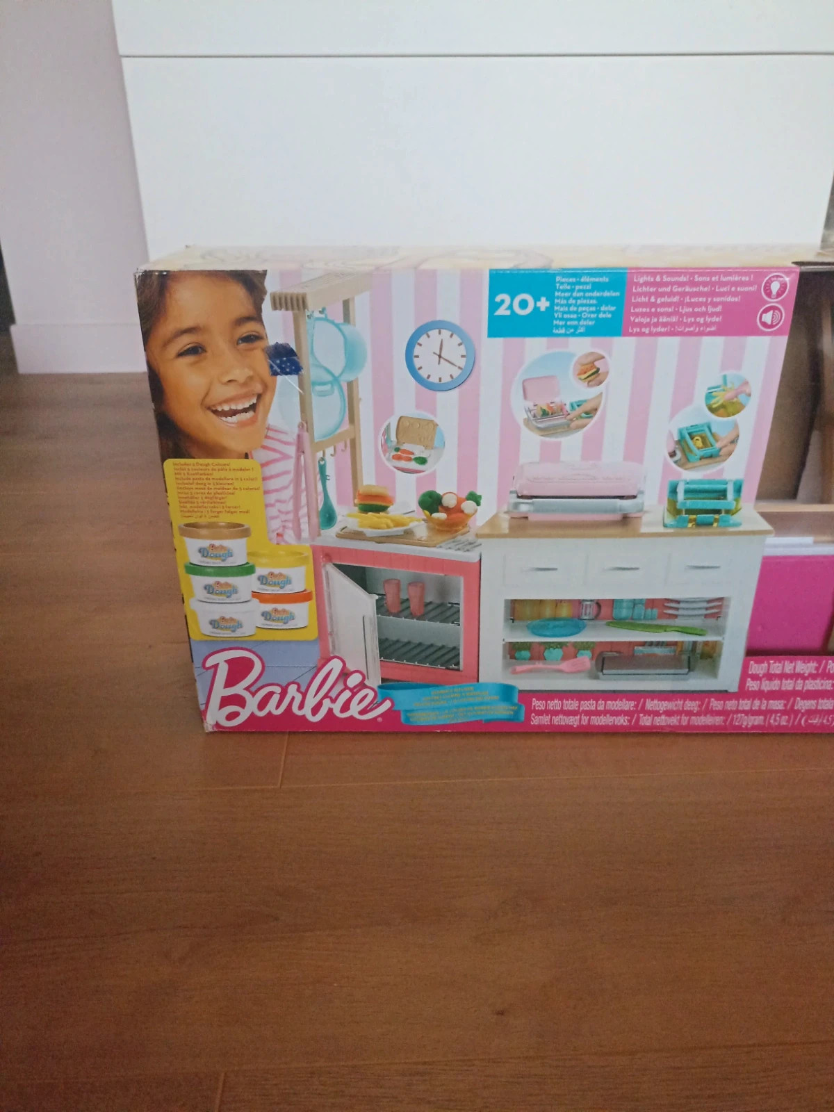 Coffret Barbie cuisine a modeler Vinted