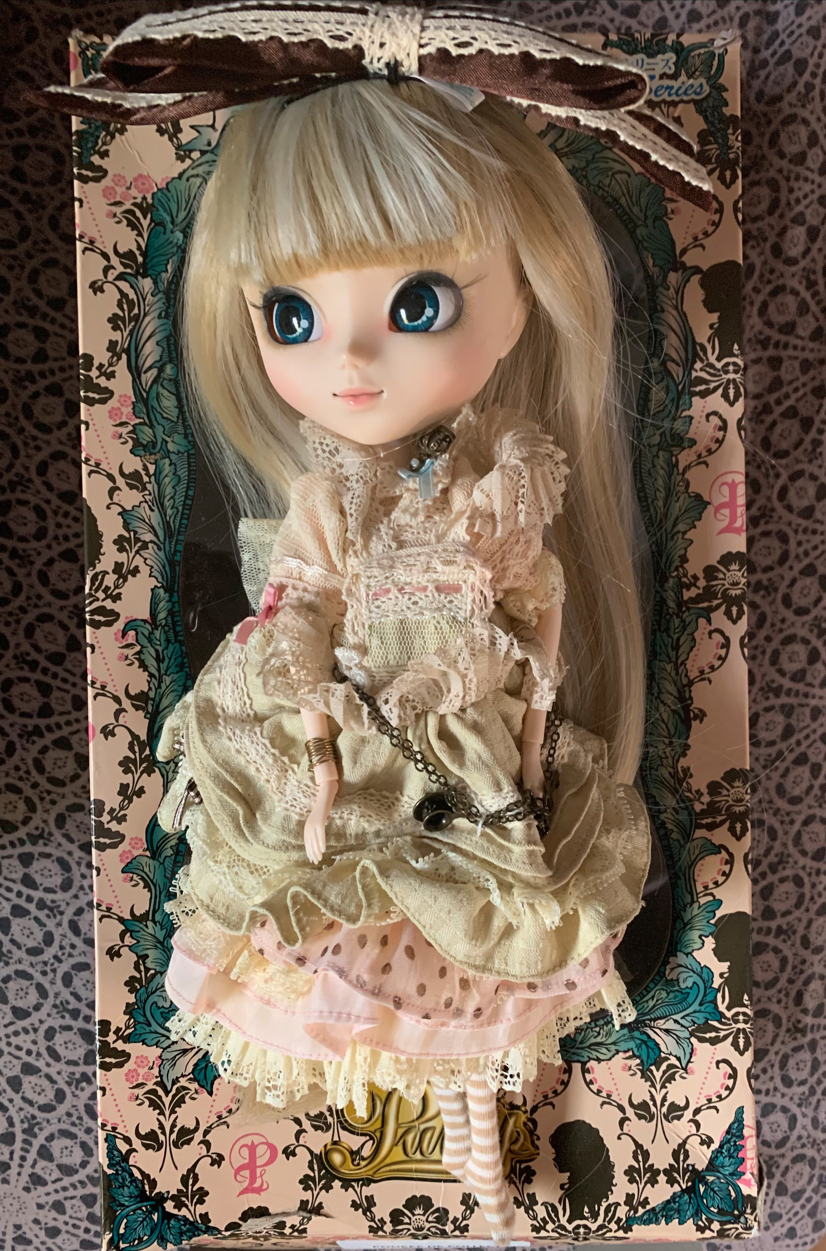 Pullip romantic 2025 alice pink