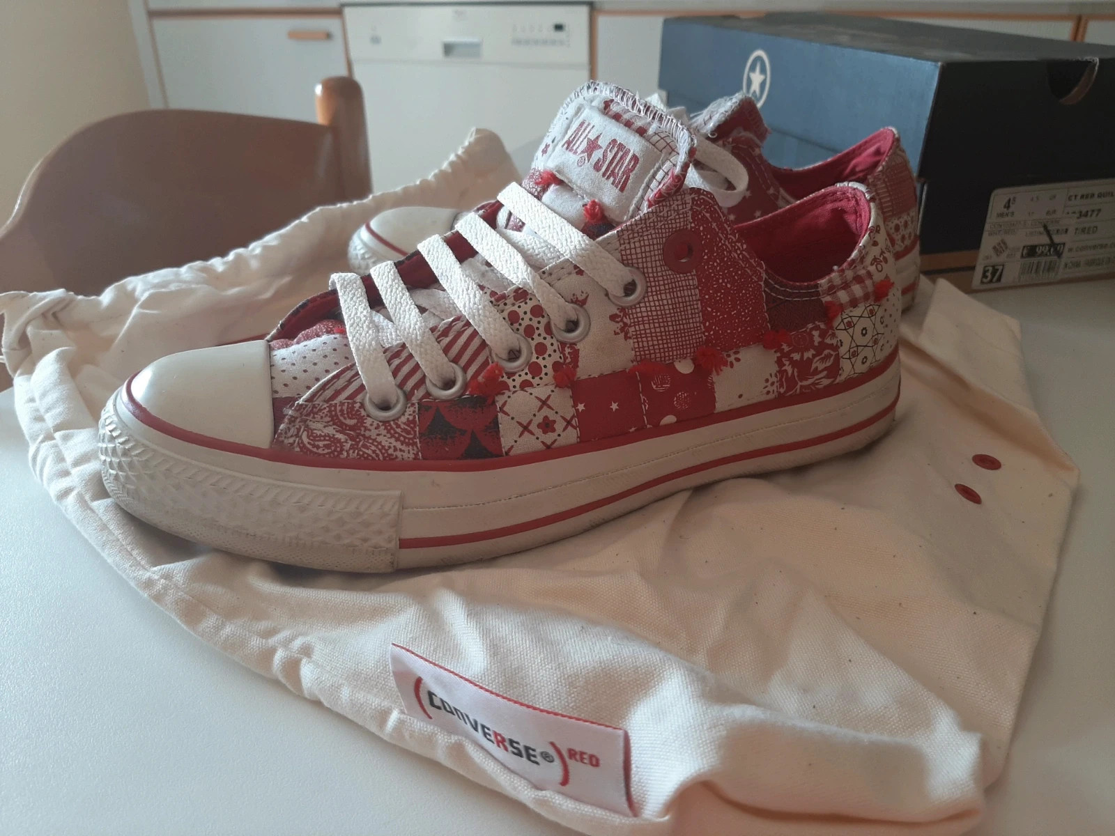 Converse RED Limited edition
