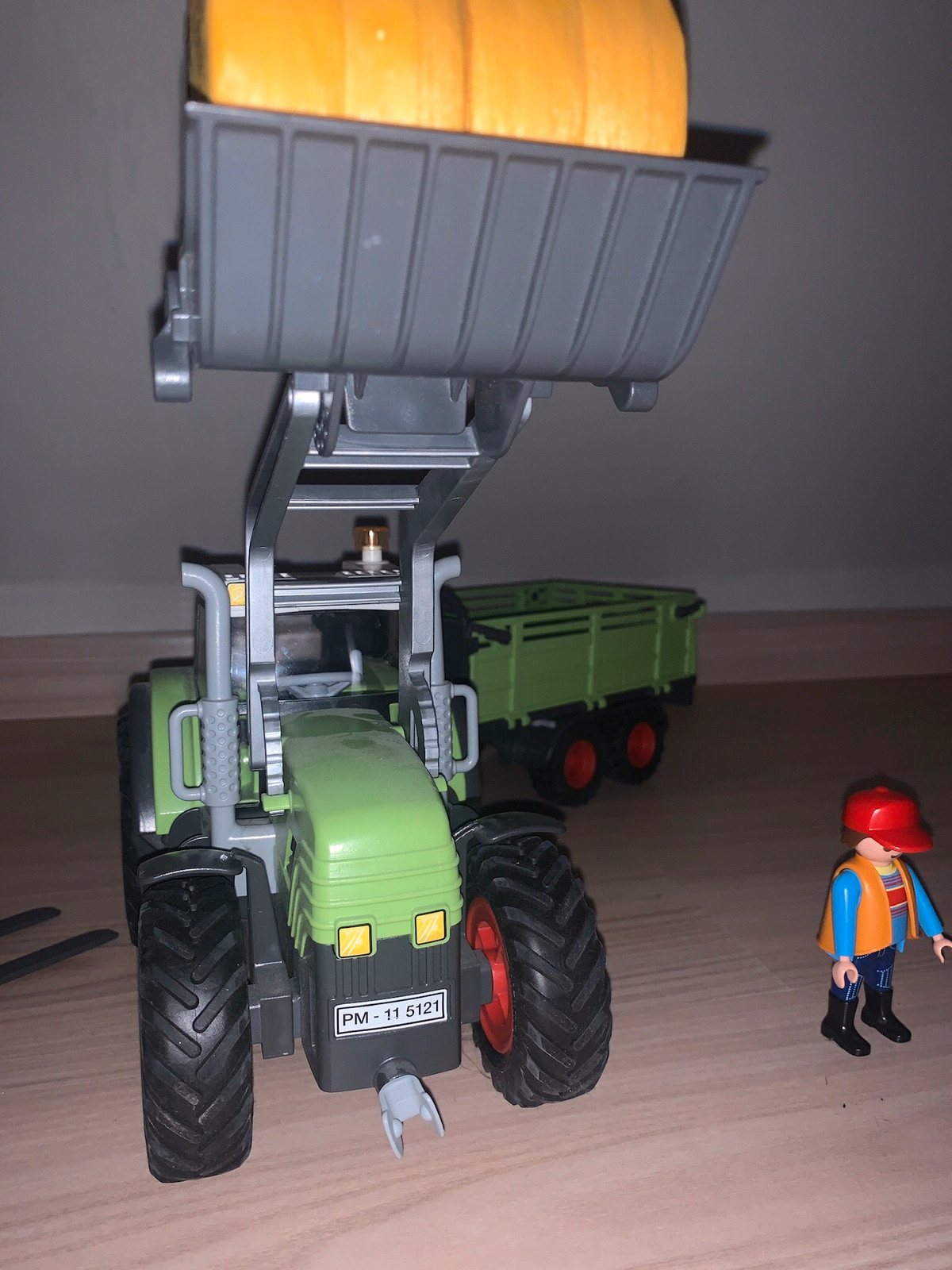 Tracteur et remorque Playmobil 5121