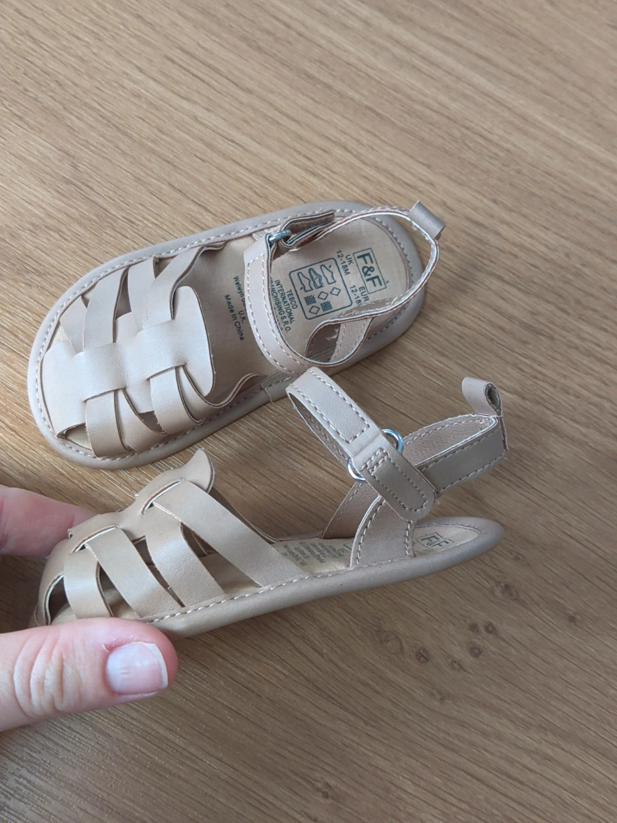 White sandals tesco hotsell