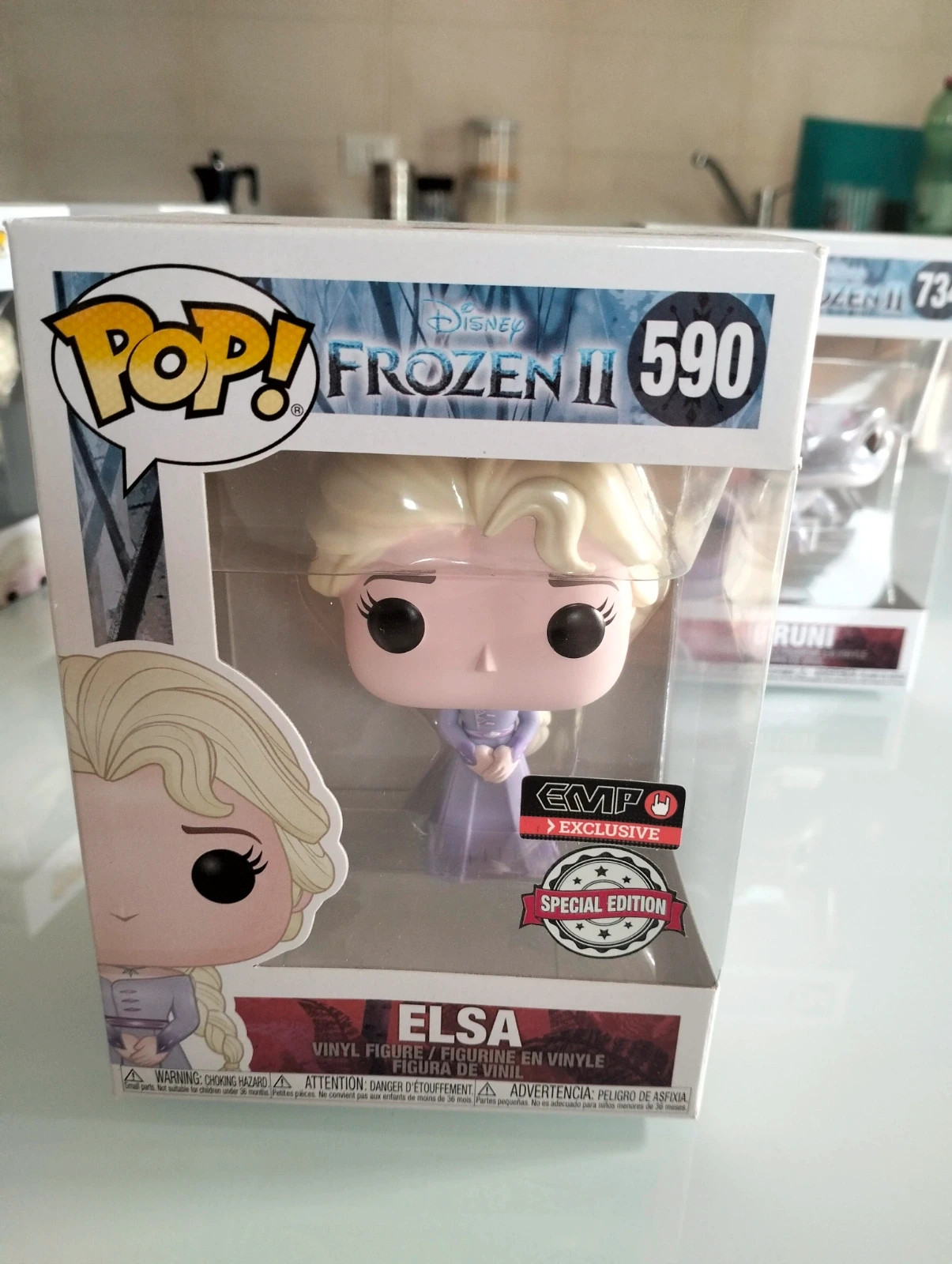 Funko Pop Disney 590 Frozen II 40890 Elsa EMP Exclusive