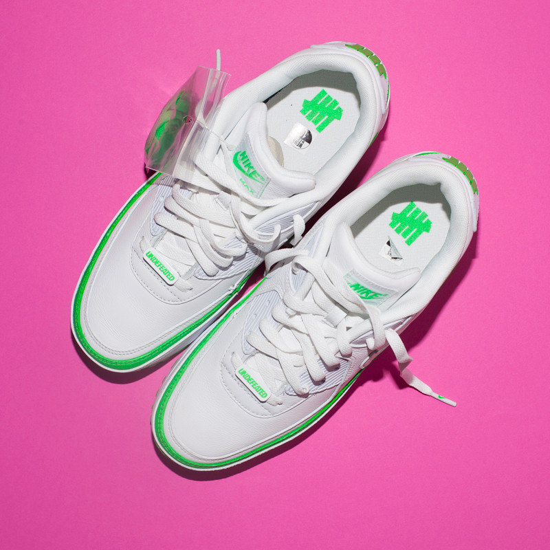 NIKE Air Max 90 Undefeated Vinted