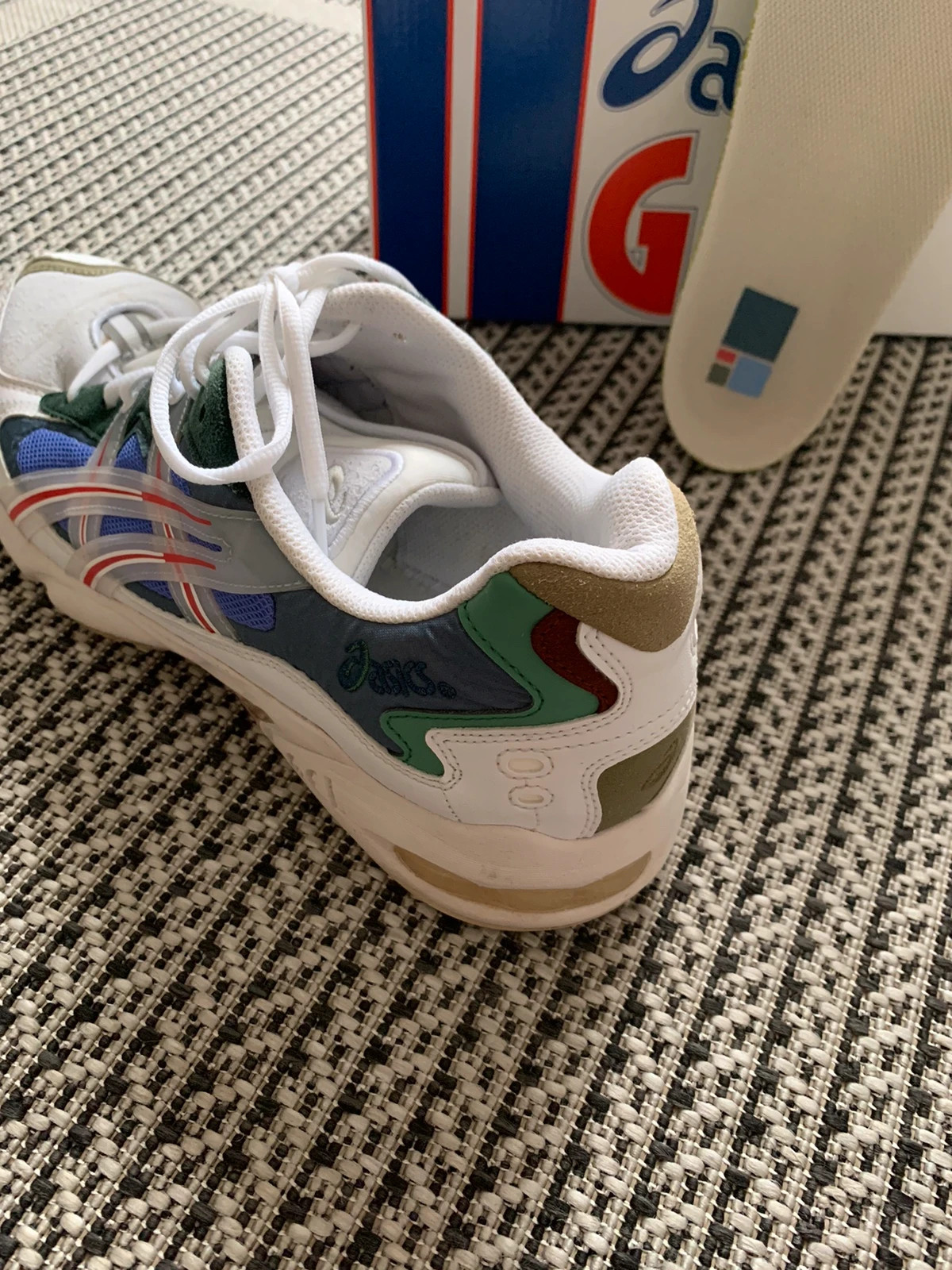 Asics GEL Kayano 5 x Hypebeast Vinted