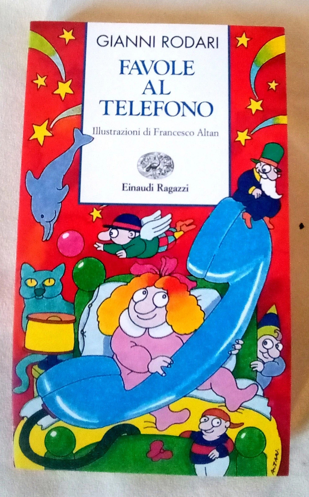 Listen to Gianni Rodari : Favole Al Telefono podcast