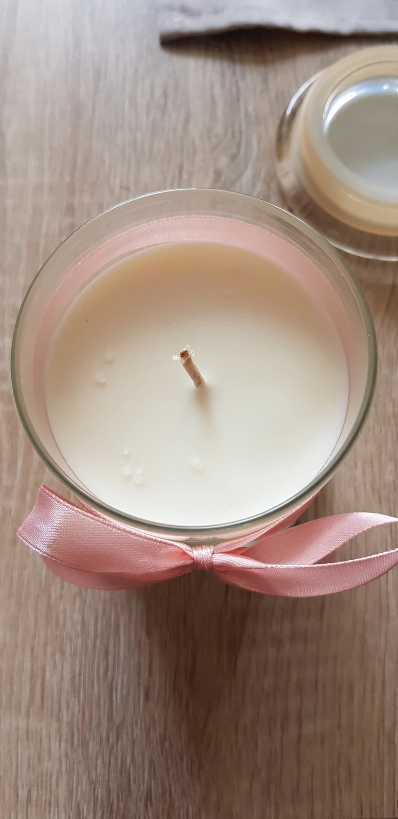 Bougie collab Jewel Candle et La Boutique du Coiffeur Édition