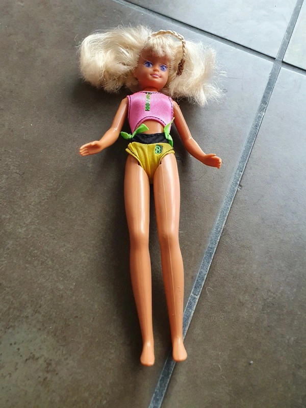 Barbie Skipper maillot de bain