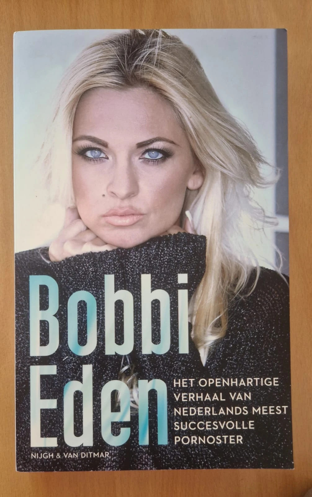 Bobbi Eden Biografie | Vinted