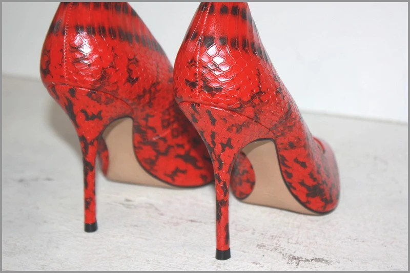 Escarpins talons aiguilles San Marina taille 35
