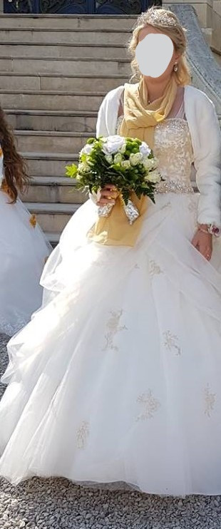 Robe mariee disney Belle Alfred Angelo