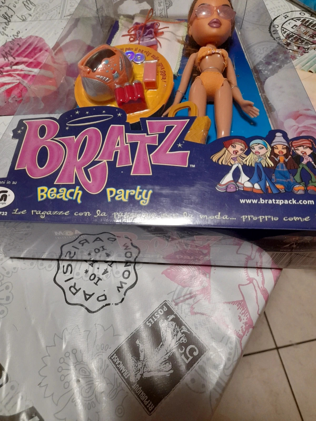 Bratz beach party