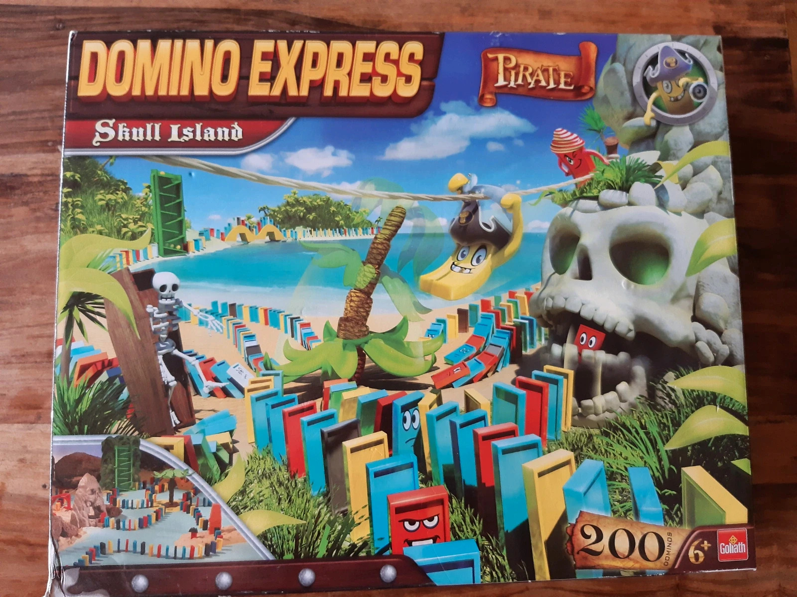 Goliath - 80897.004 - Jeu de Construction - Domino Express - Ile Maudite  Pirate - Skull Island - 200 dominos