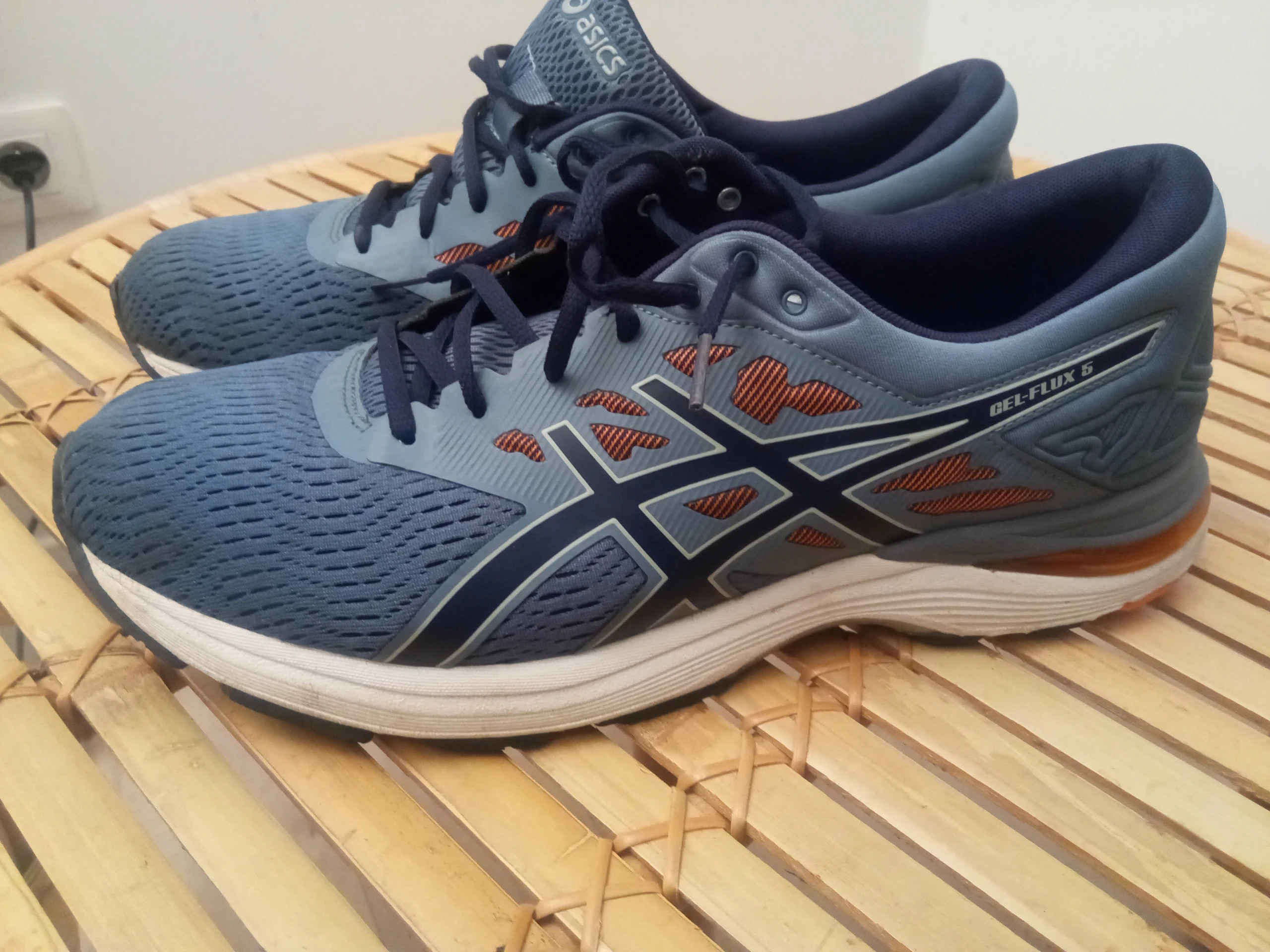 Mens asics gel flux 5 sales