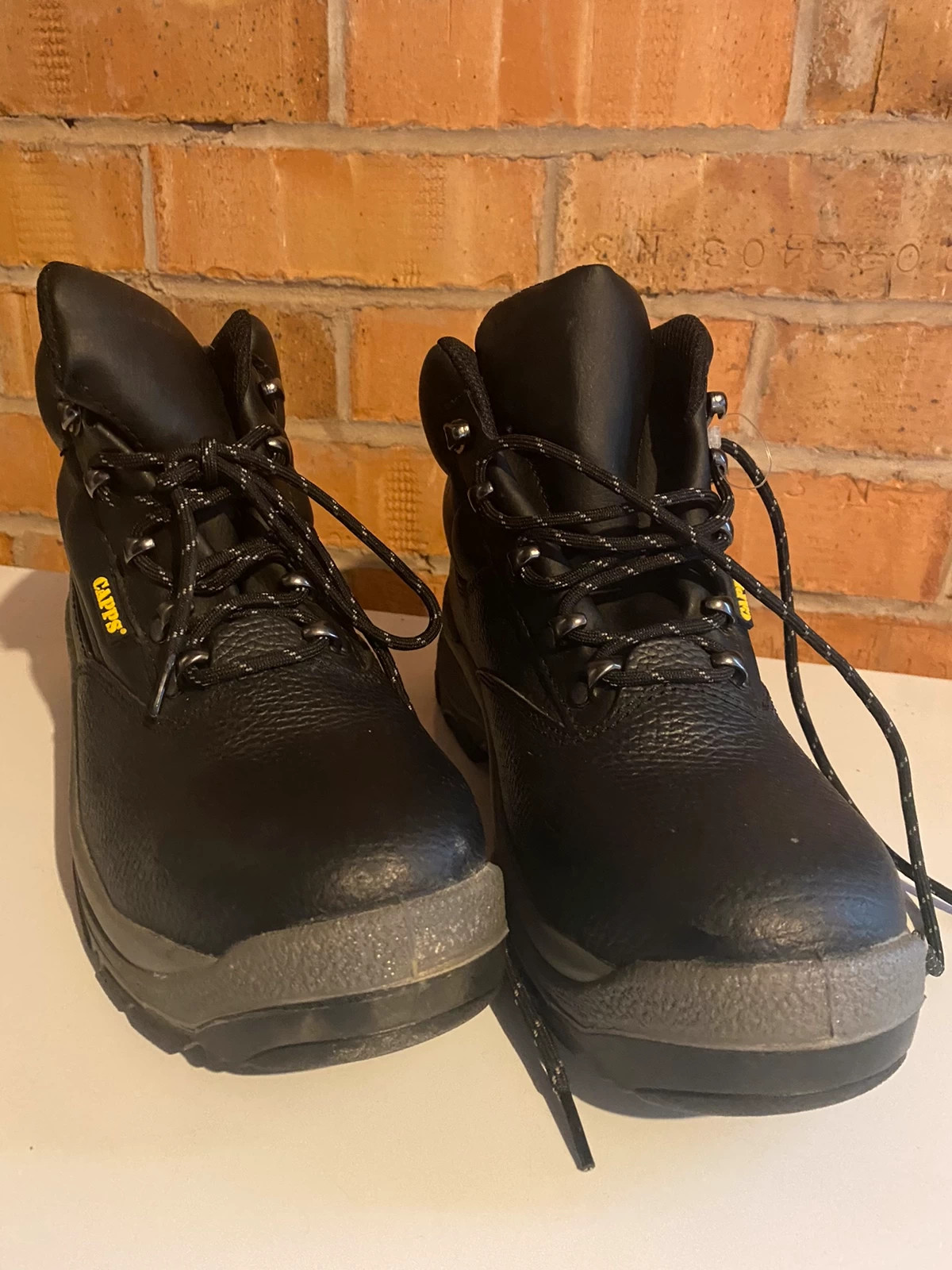 Capps safety boots hotsell