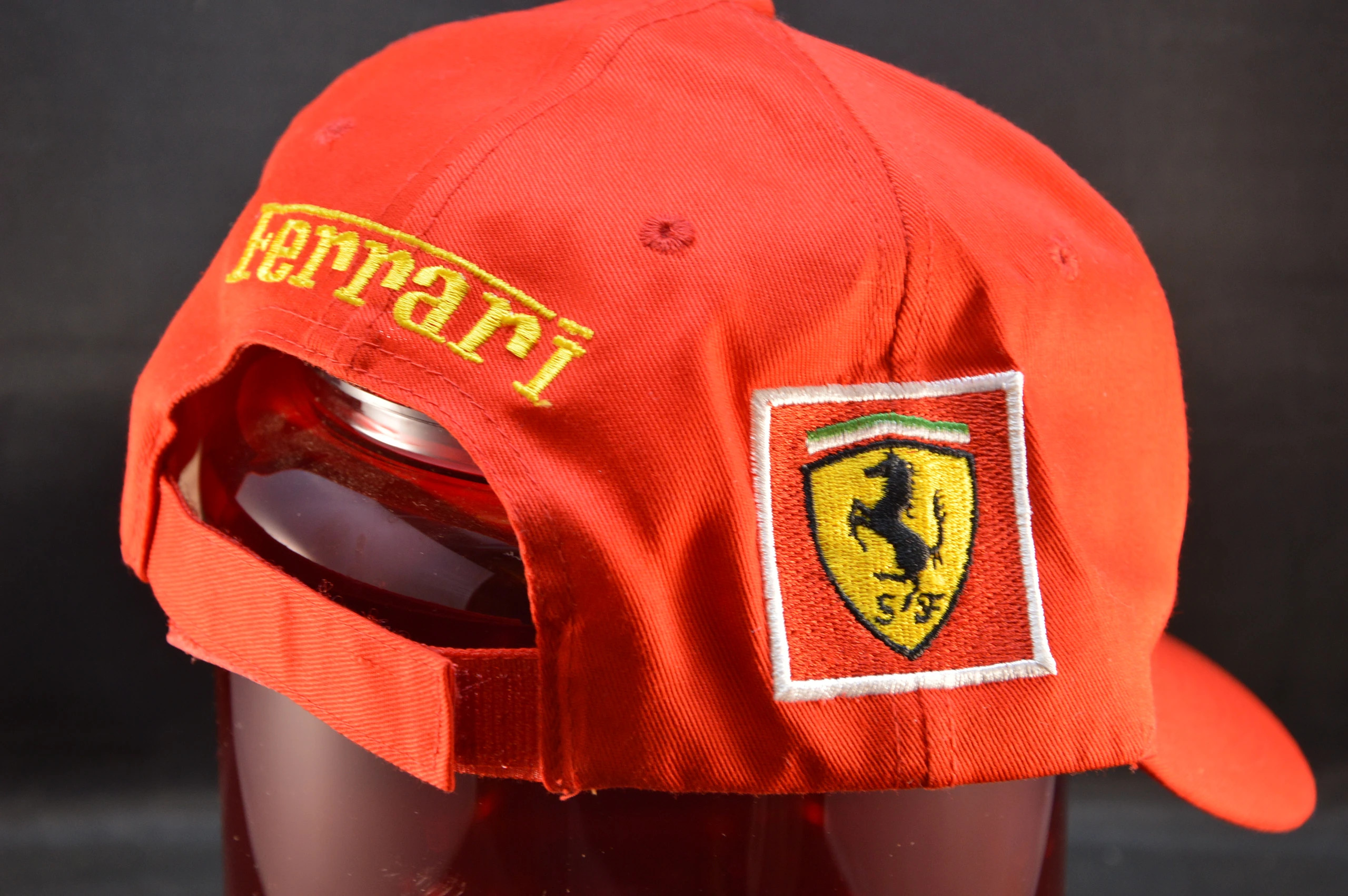 Cappello Ferrari michael schumacher - Collezionismo In vendita a Parma