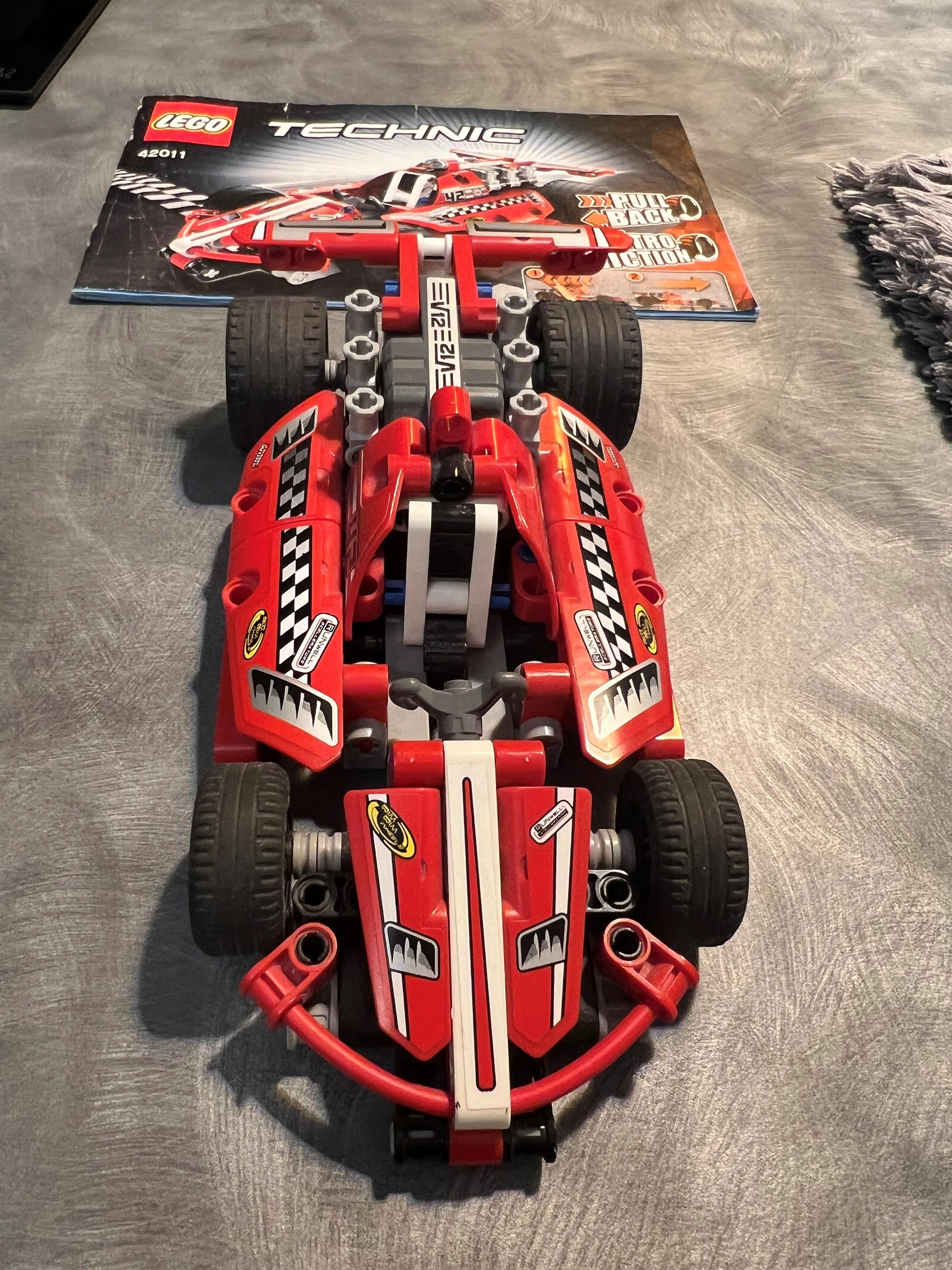  LEGO Technic 42011 Coche de carreras : Juguetes y Juegos