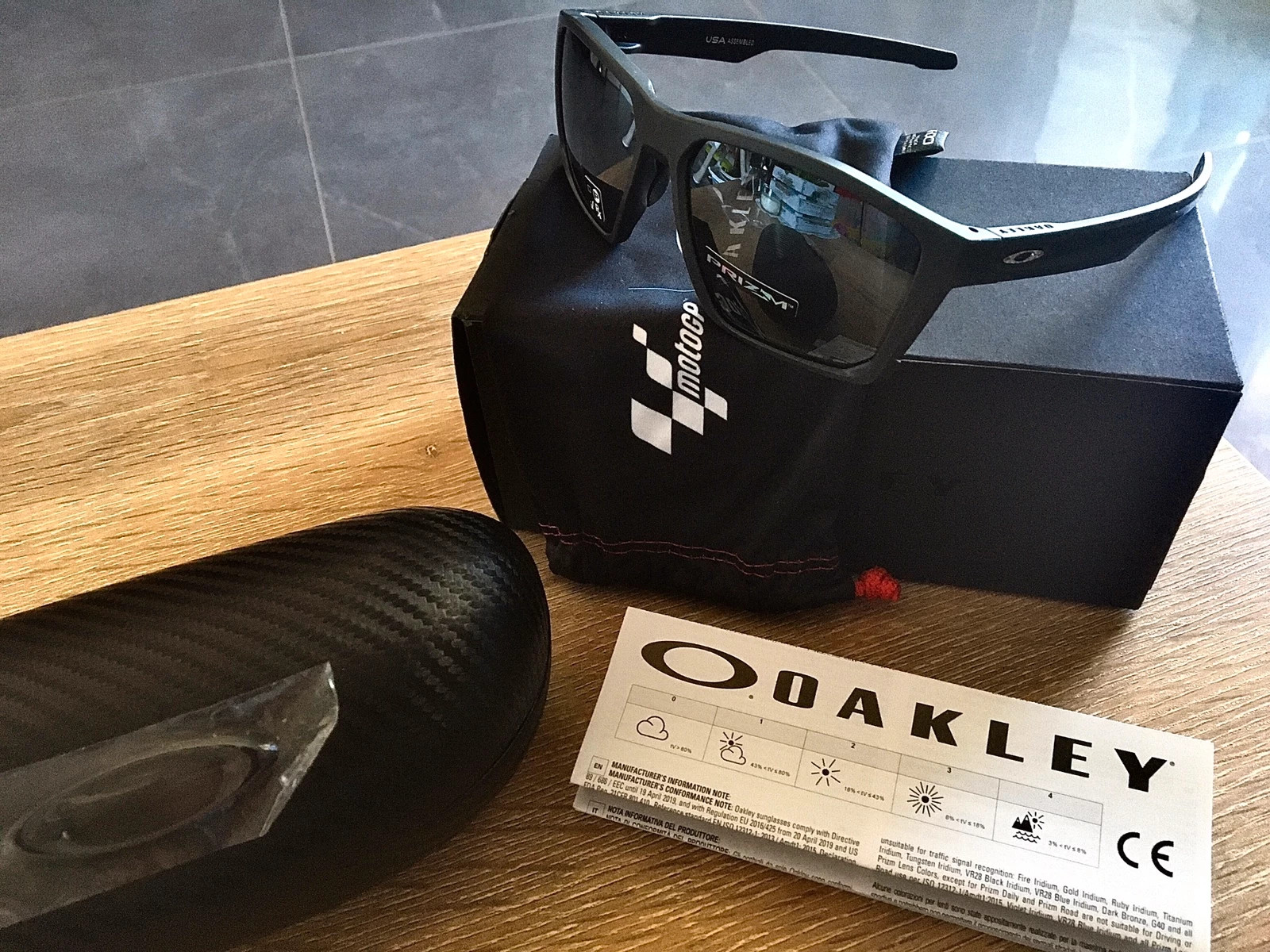 Oakley TargetLine Catalunya MotoGp Collection Limited Edition Vinted