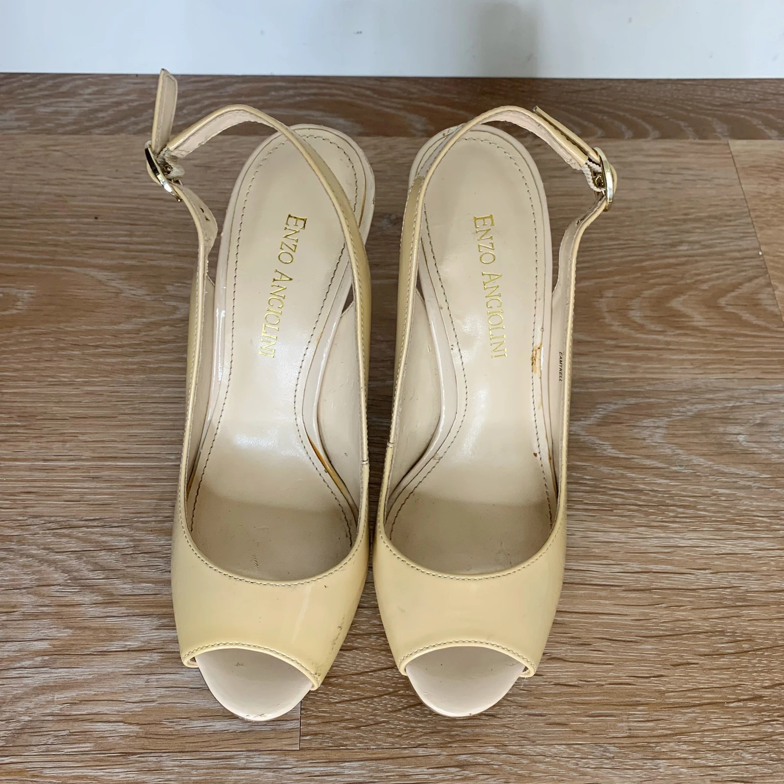 Enzo angiolini peep toe pumps discount