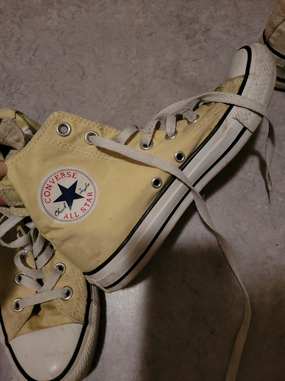 Converse jaune citron Vinted