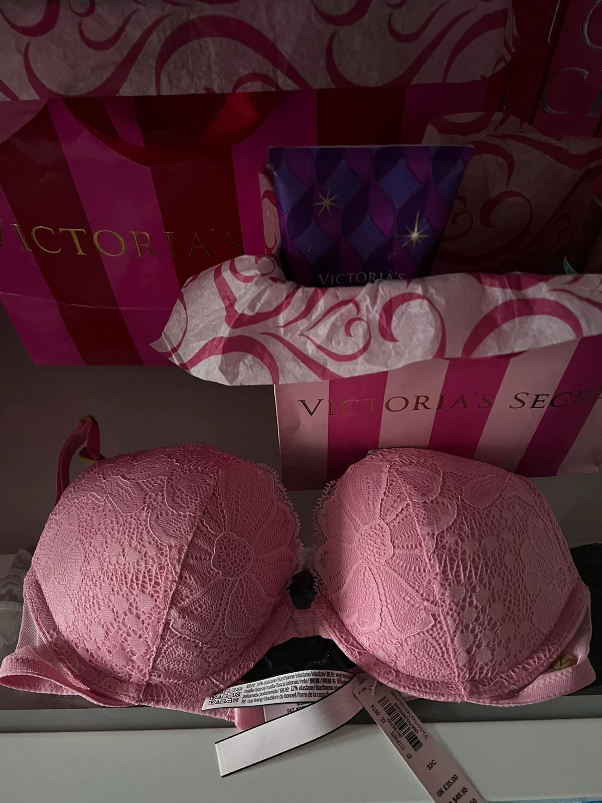 Bundle of 2 Victoria's Secret/ pink bombshell bras, - Depop