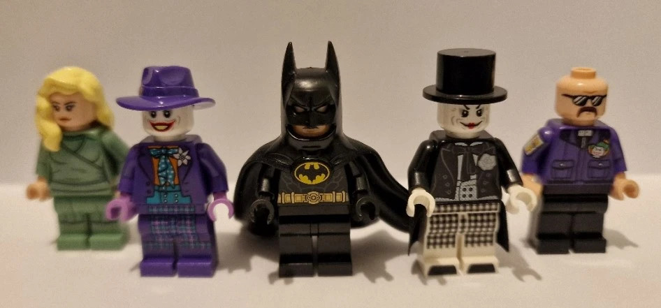 LEGO 1989 Batman Minifigures Batman Joker Vicki Vale Lawrence