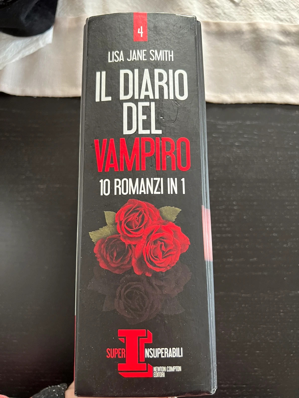 Il diario del vampiro. 4 romanzi in 1 - Newton Compton Editori