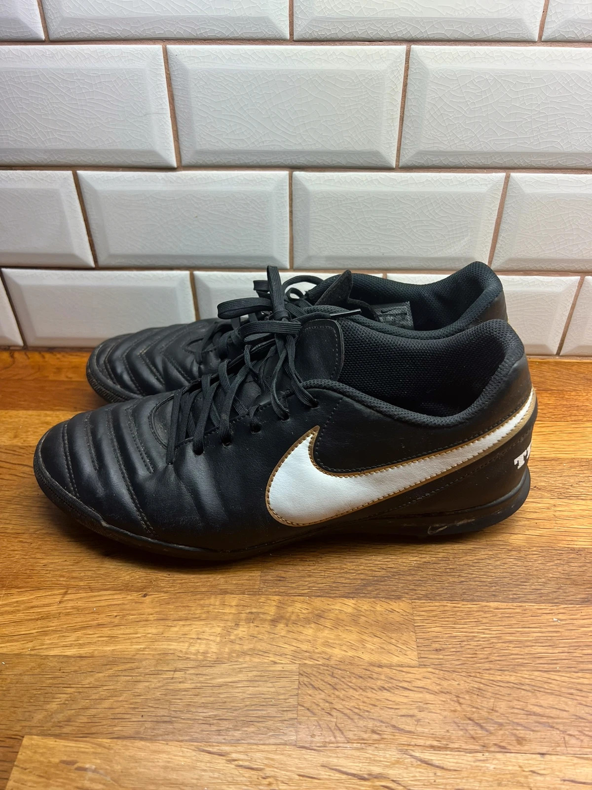 Nike tiempo discount astro turf