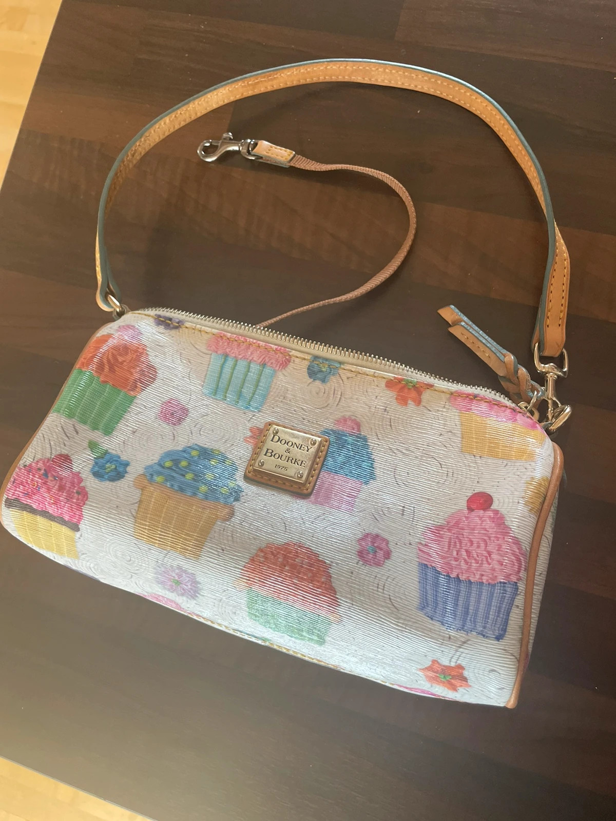 Dooney and sale bourke taschen