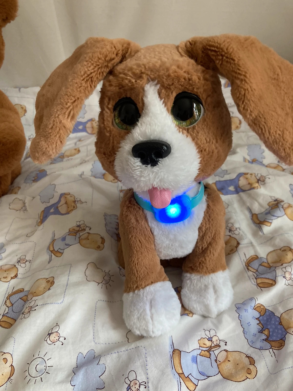 Furreal sales chien filo