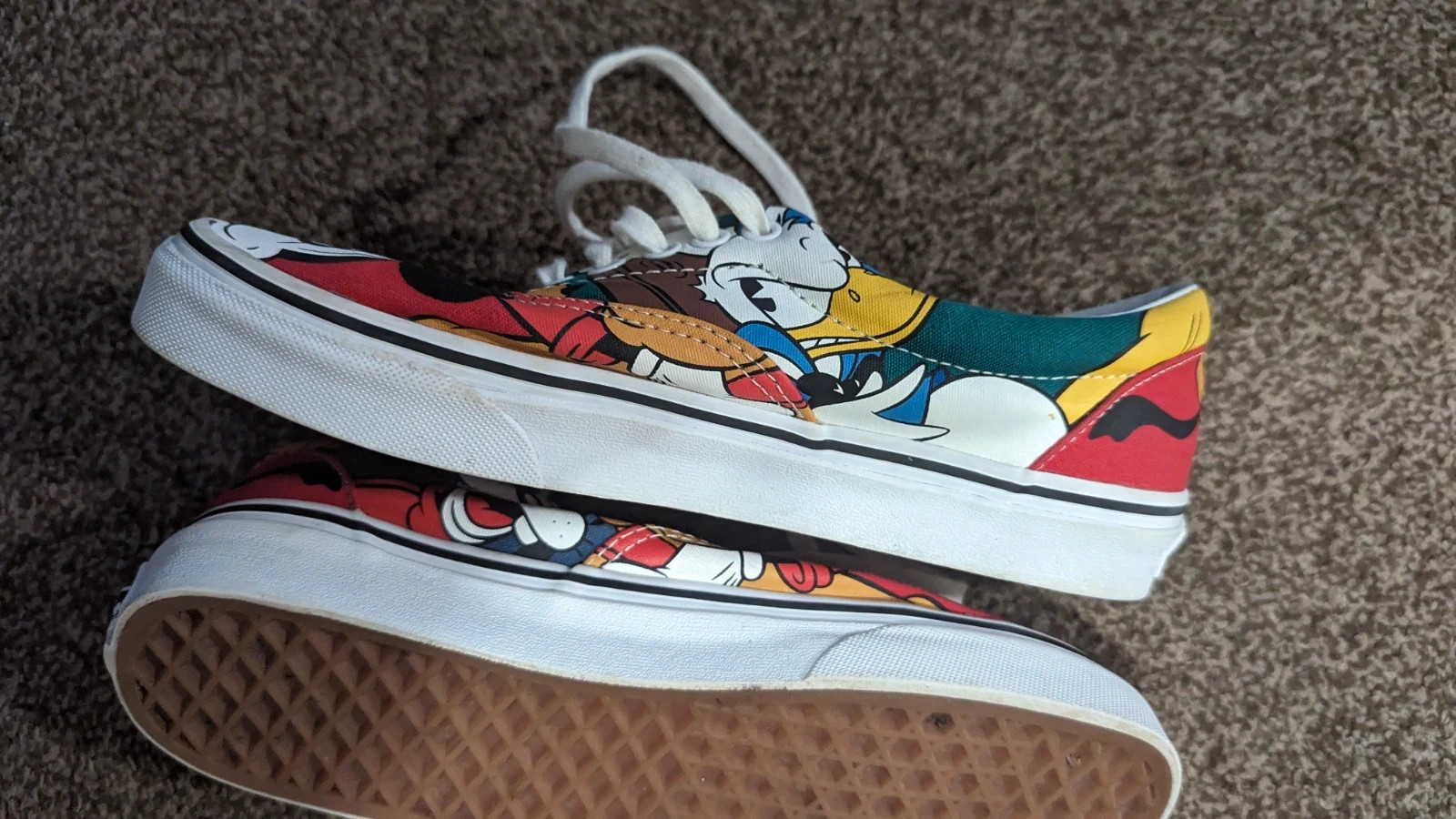 Mickey mouse deals vans size 6