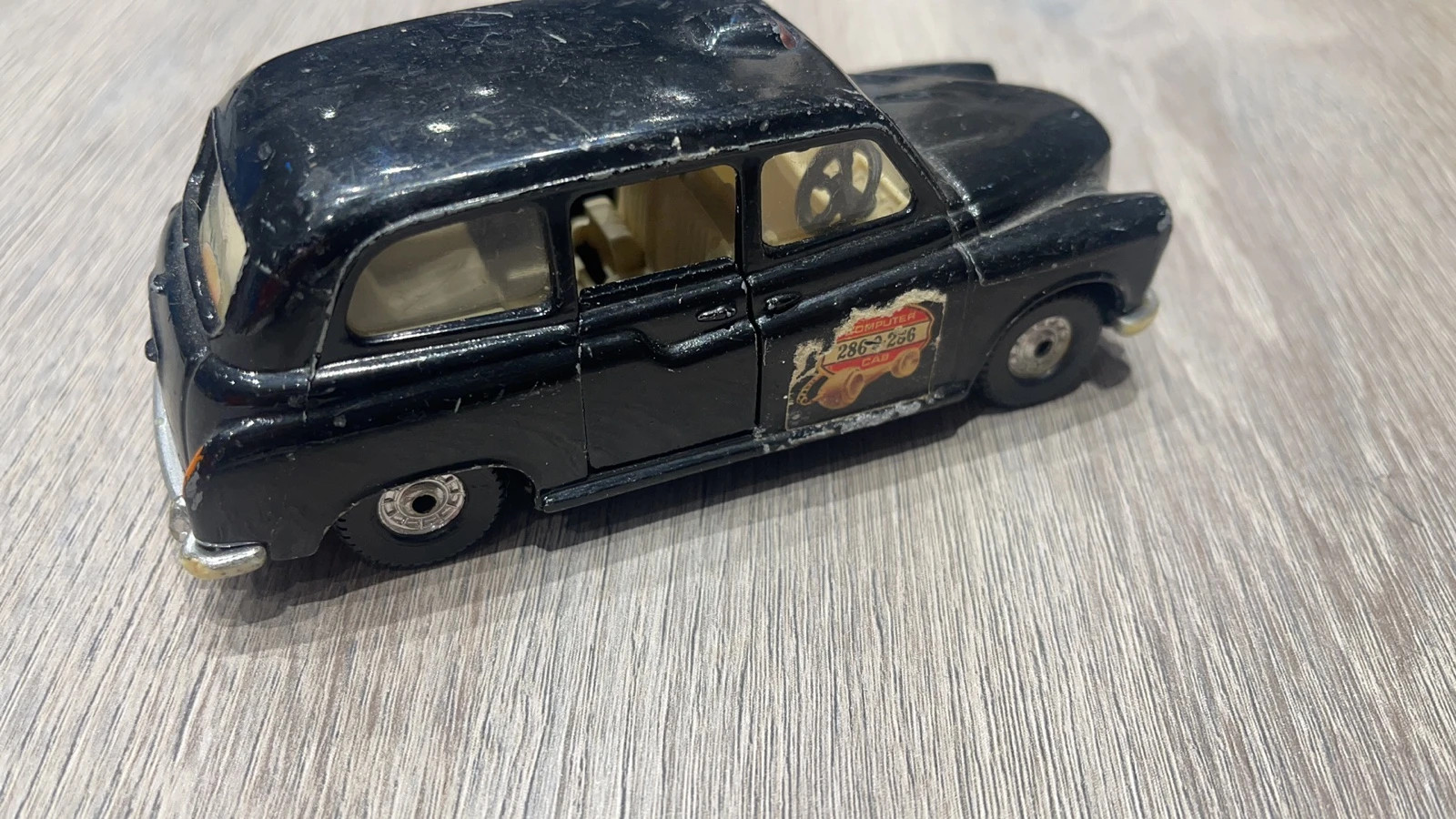 Corgi austin hot sale london taxi