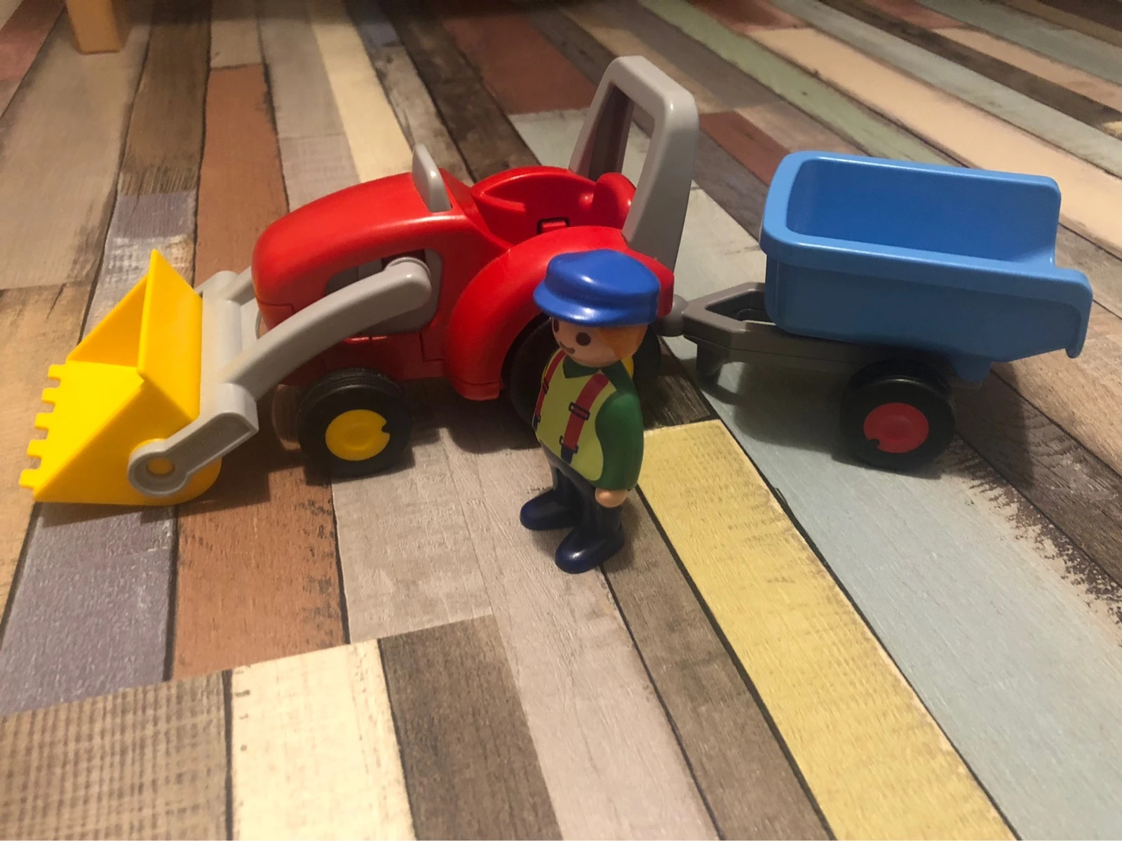 Playmobil 123 - Fermier avec tracteur et remorque