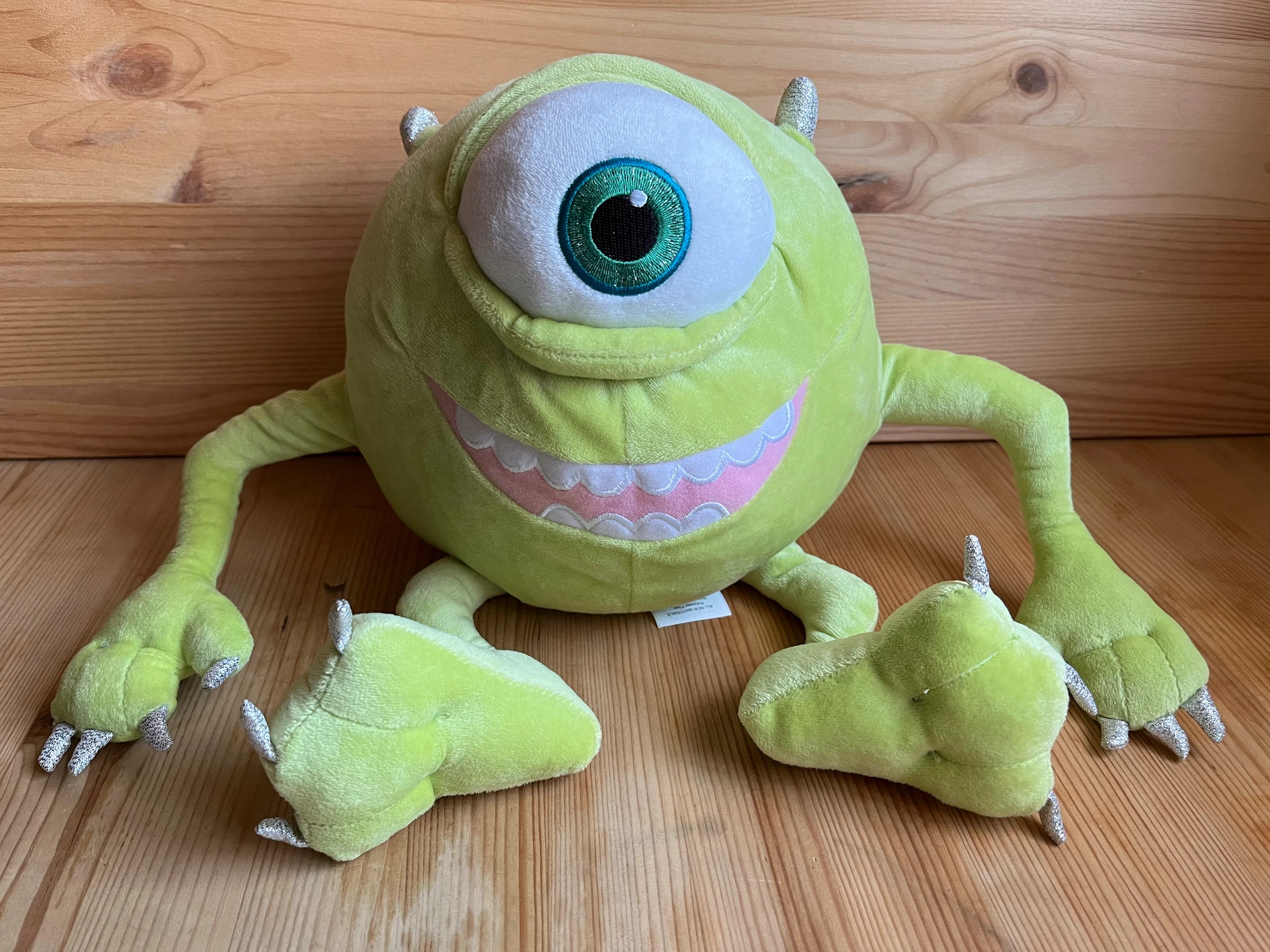 Peluche pupazzo mostro Mike Wazowski di Monsters Co Disney store Vinted