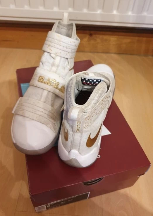 Nike LeBron Zoom Soldier 10 Gold Medal Vinted