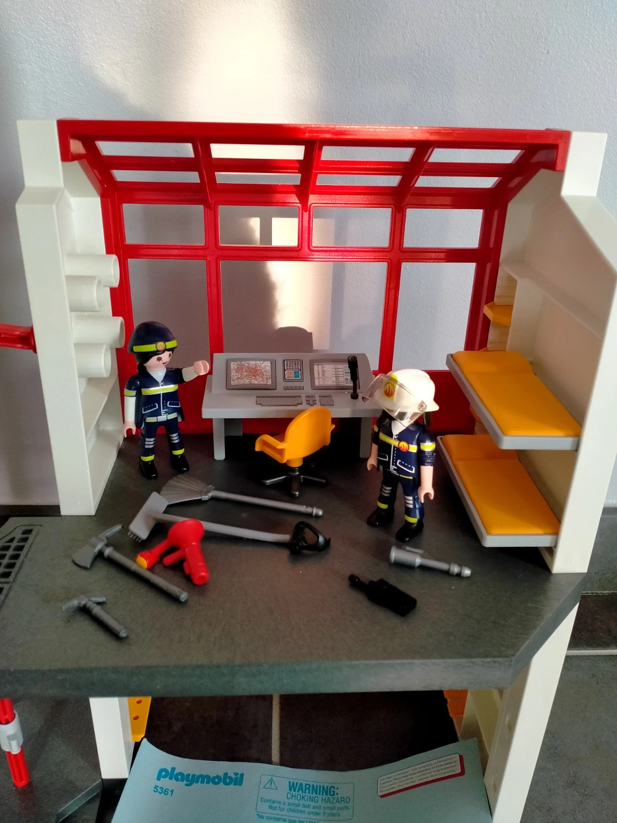 Playmobil 5361 : La caserne de pompier avec alarme (city action) 
