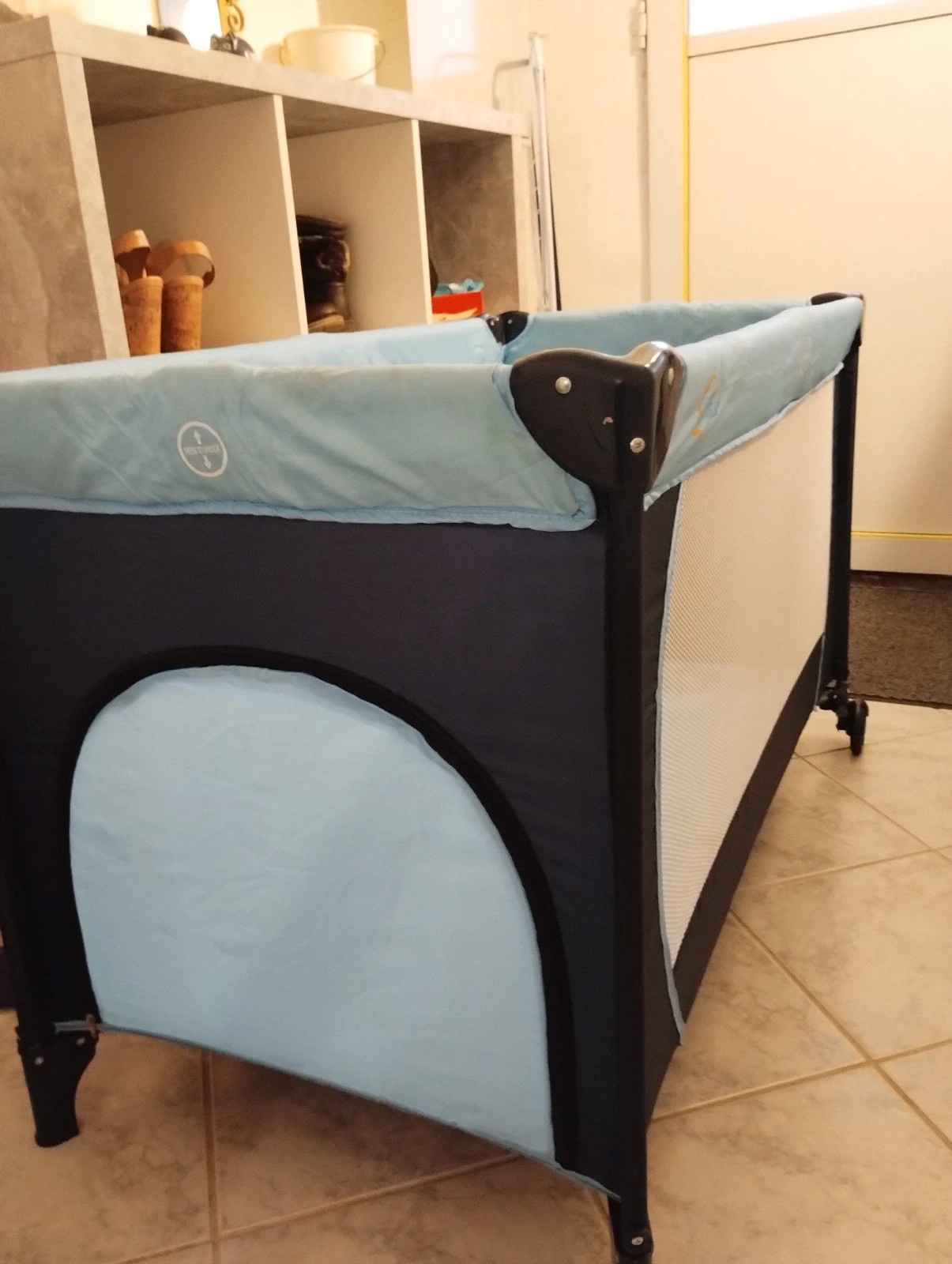 Fillikid Baby-Reisebett Reisebett mit Komfortmatratze, hellblau/blau, inkl.  Transporttasche