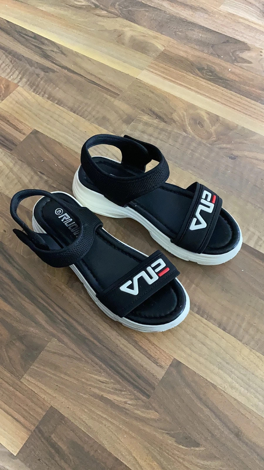 Sandal fila perempuan deals