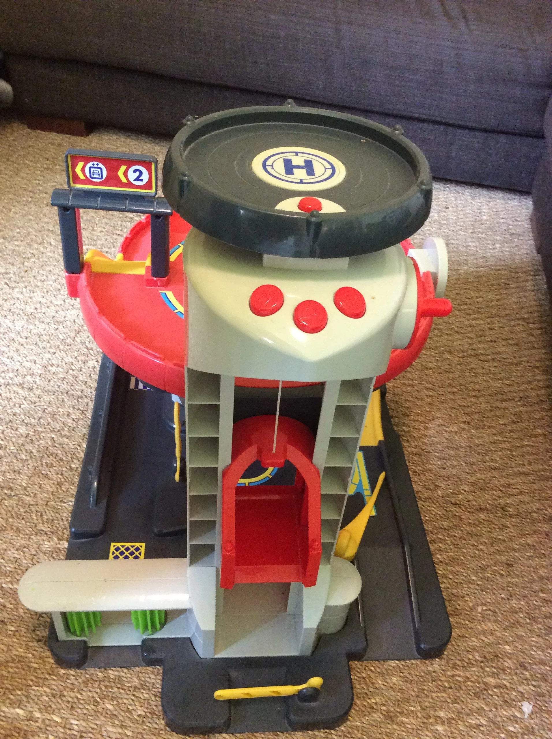 Garage Early Learning Centre Vinted