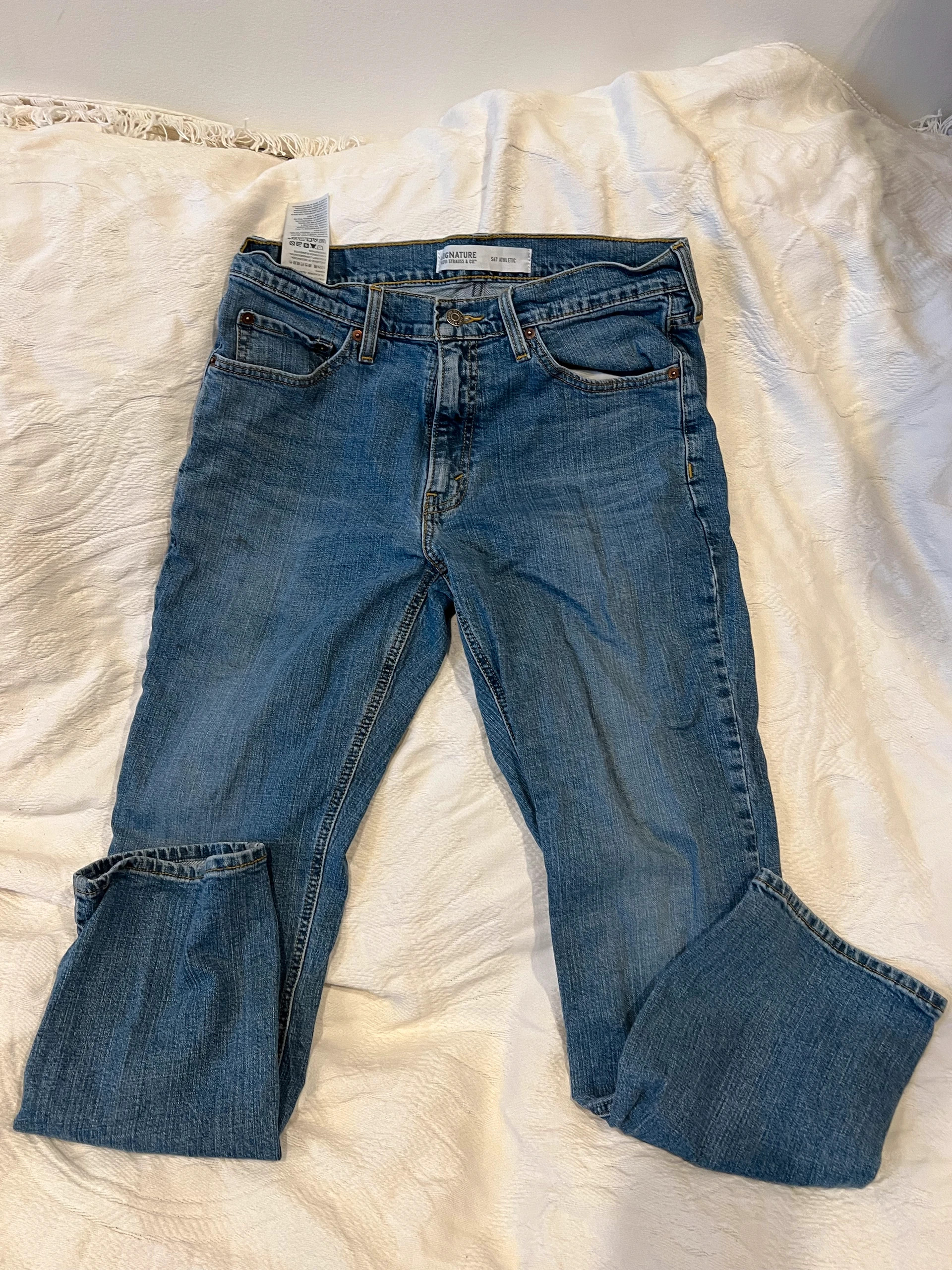 Levis signature jeans sales s67 athletic