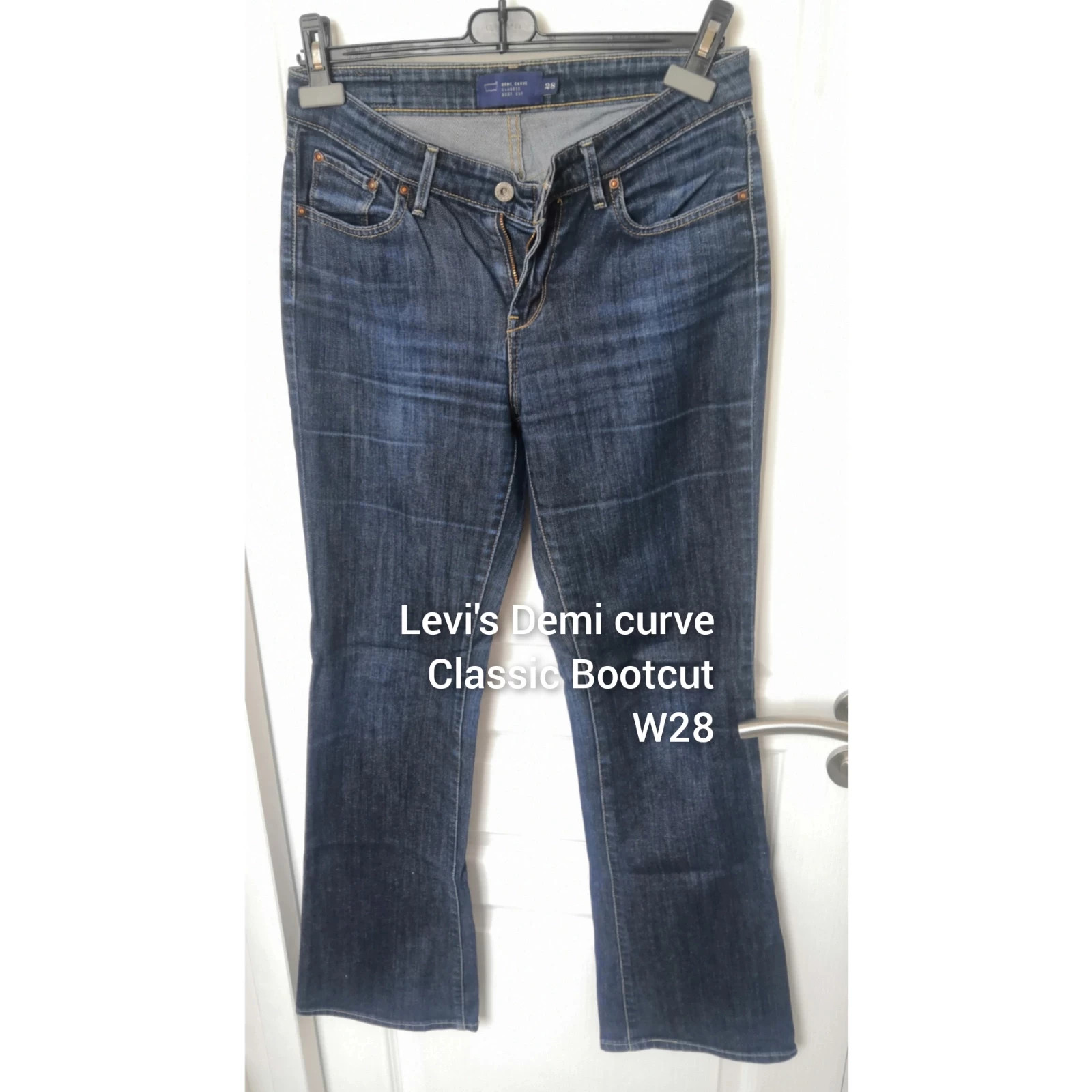 Levi's demi curve deals classic bootcut