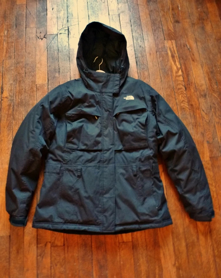 The North Face Women s Hyvent Goose Down Hooded Parka Coat Jacket in Black Vinted