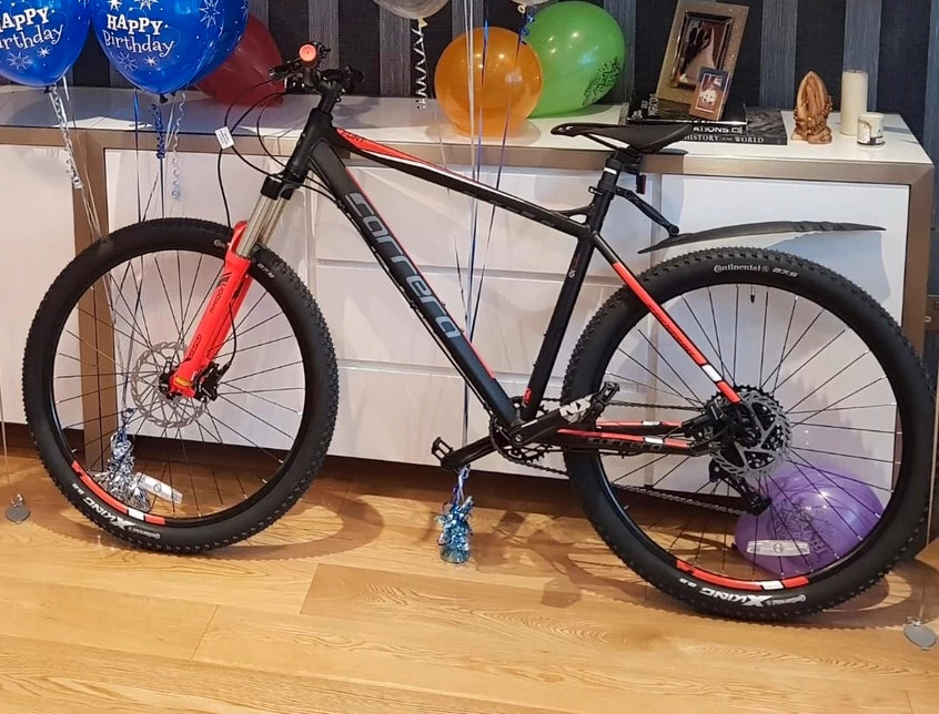 Carrera fury 2025 mountain bike